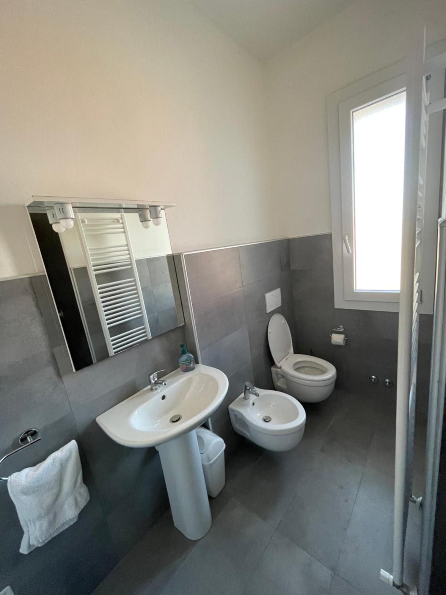 ホテル Attico Marsiglie Casal Fiumanese エクステリア 写真