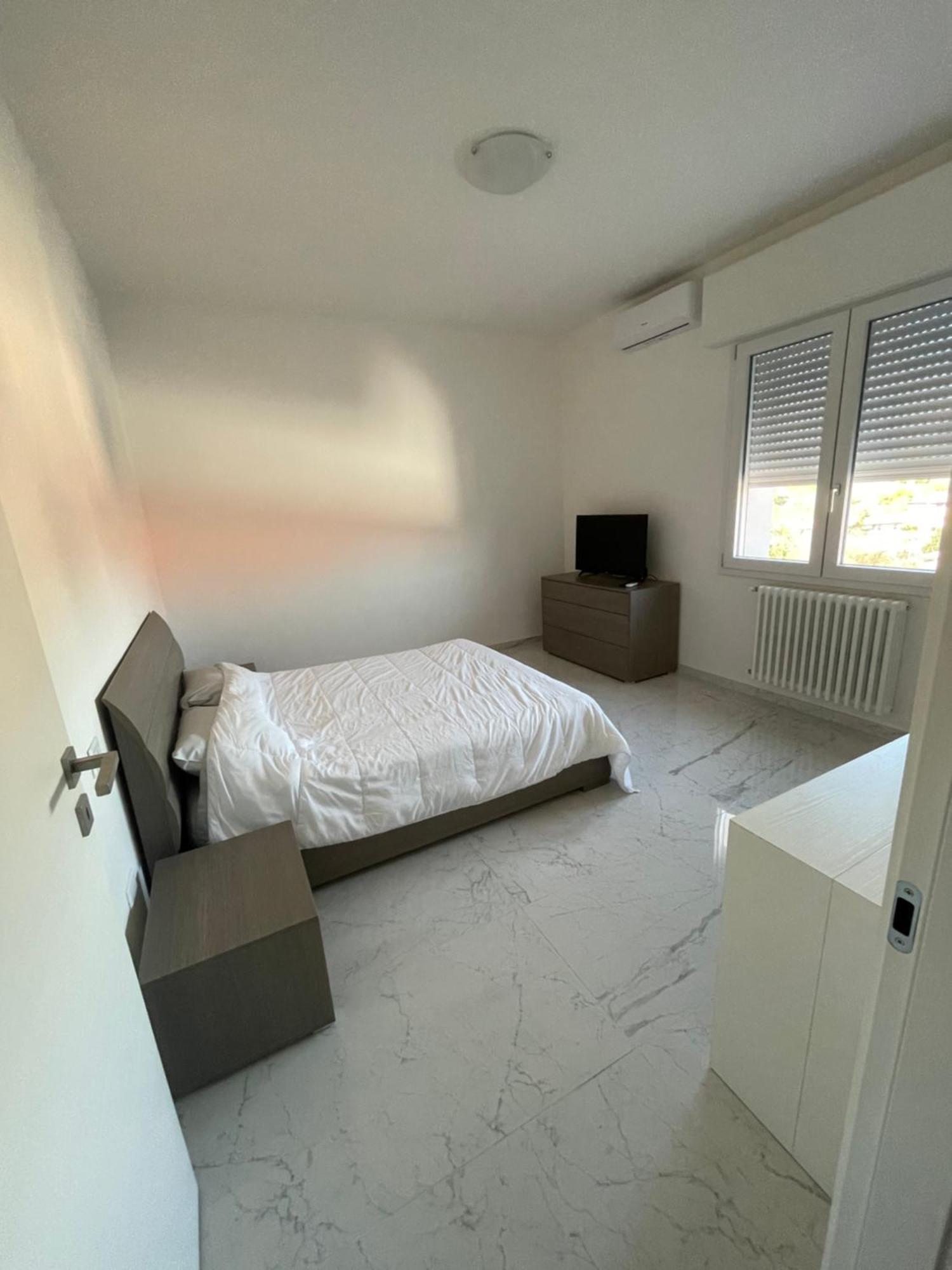 ホテル Attico Marsiglie Casal Fiumanese エクステリア 写真